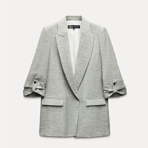 NEW Zara Light Gray Blazer with Buttoned Sleeves